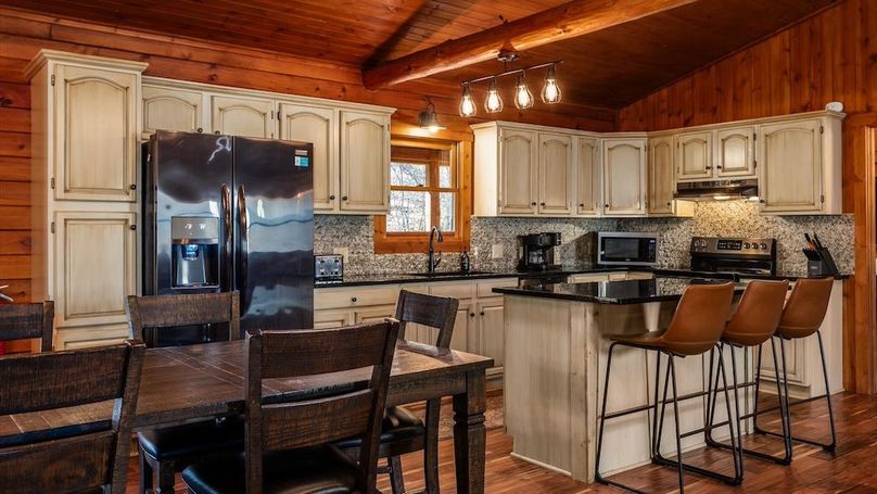 08-zj 21801 Sterling Rd022