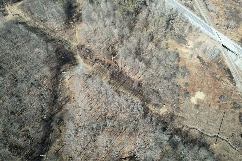 Lewis_26_Somberg Photo 39