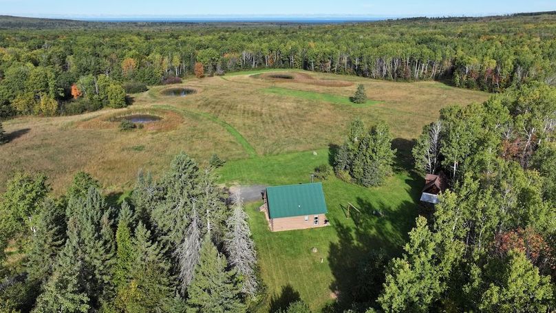 DJI_20251006103326_0041_D