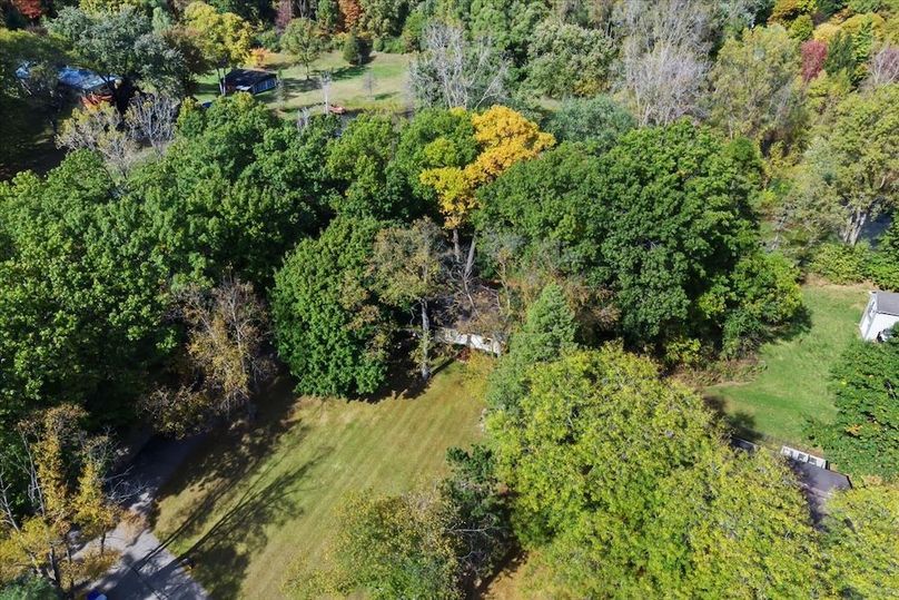 37-10932 Green Oaks Dr