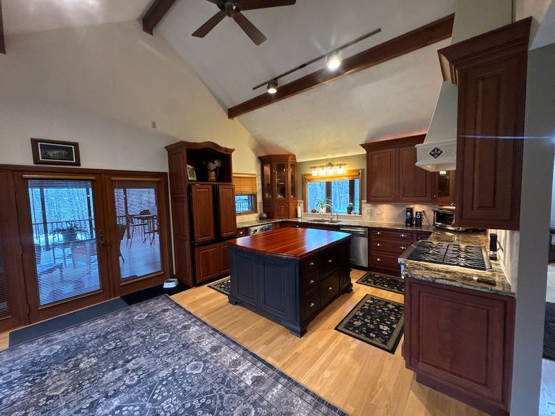 Calhoun, WV 132.84 AC Szegi 2-014