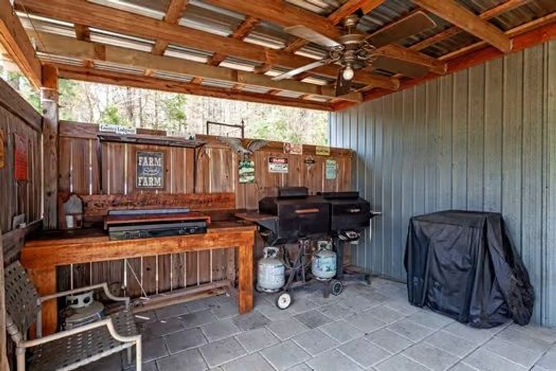 large-018e903b-4f1d-70ec-9e3c-6a5779d157e9