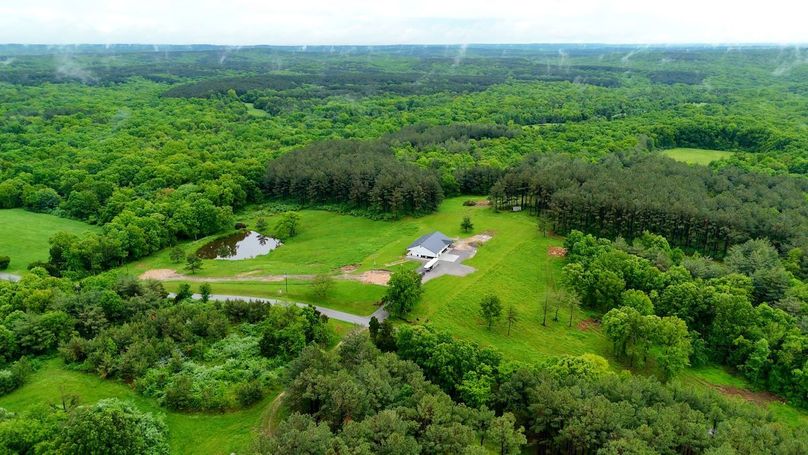 DRONE EDITS.00_08_35_27.Still698