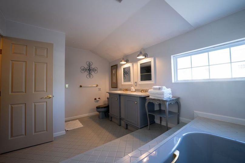 Lapeer MI 170 Featured_Pro Photo-9