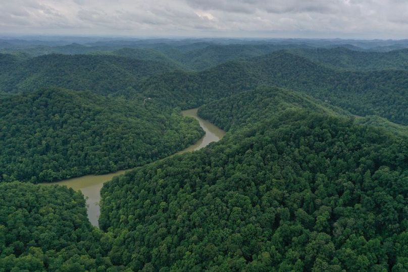 005 aerial drone shot looking south down the valley over the Daniel Boone National Forest