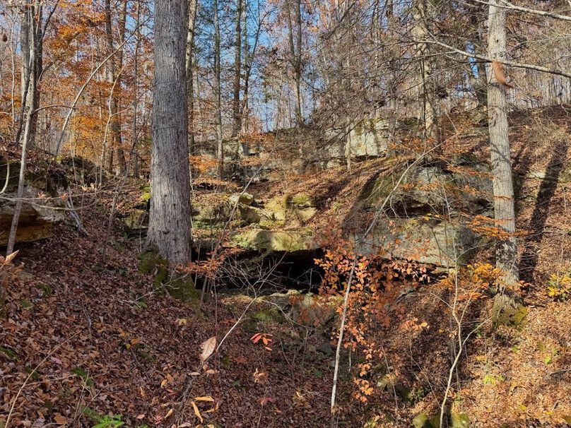 022 another nice hidden cave-2