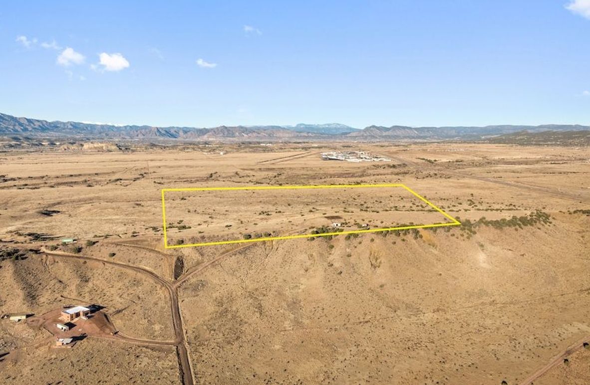 02 - Property Boundary