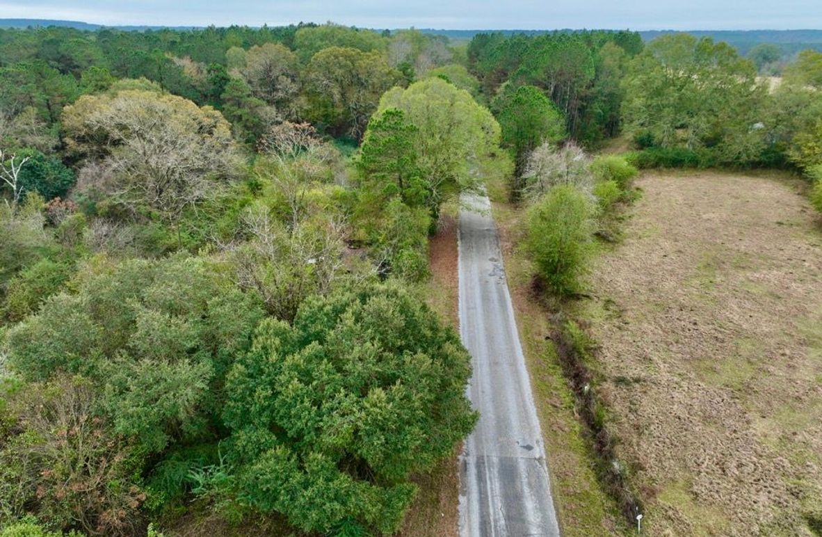 2B959F27-205F-44A6-AEC5-852841AC953A_1_201_a-2