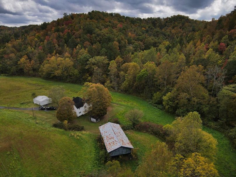 033 beautiful view over the structures