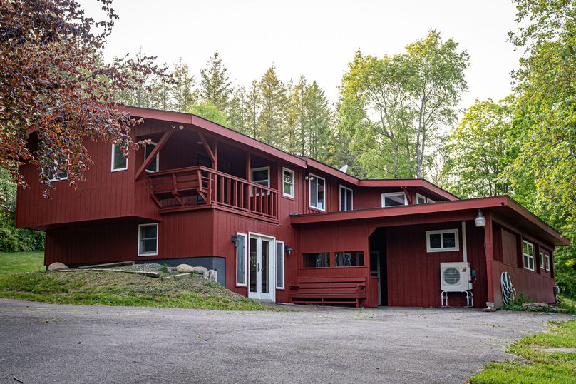 Tompkins_38.42_Shea_Photos_3