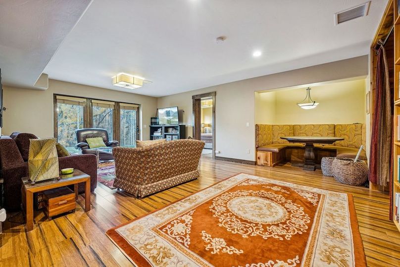 62-web-or-mls-125 Quaking Aspen Rd -62