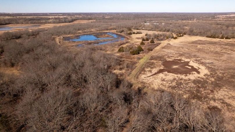 Neosho Duck Property-06