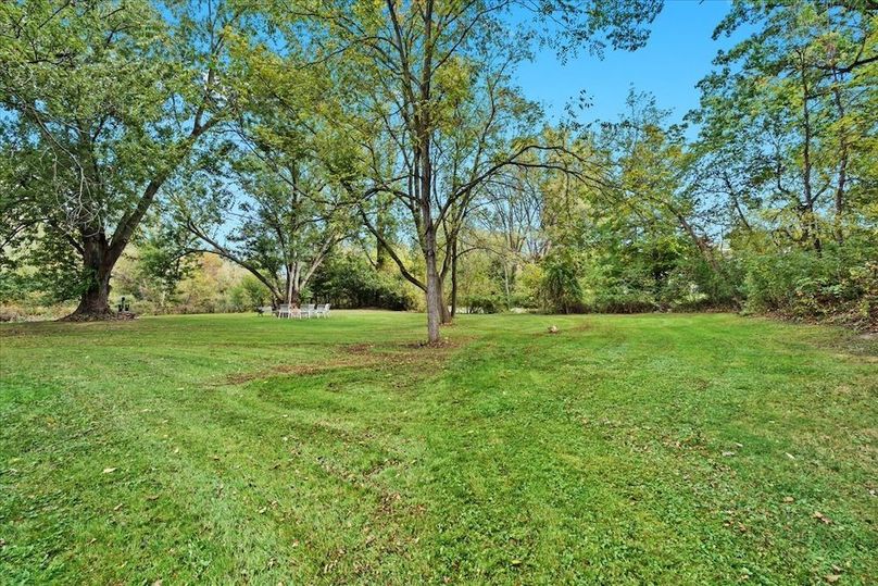 31-10932 Green Oaks Dr