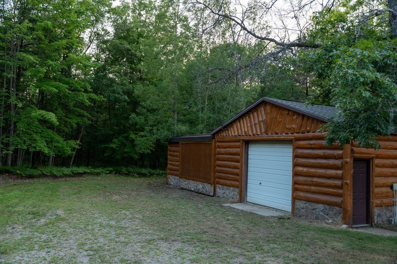 Ogemaw MI 475 Featured Pro Photo-742171