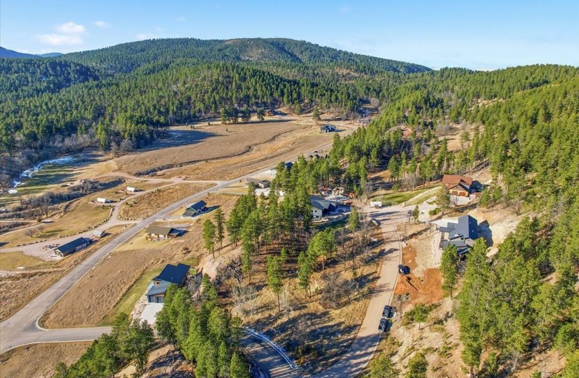 1.2TBD Wildberger Court-8