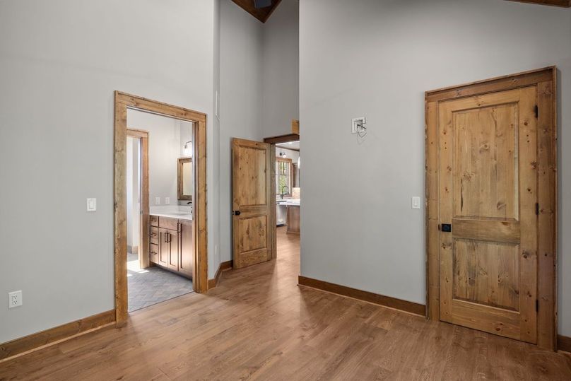 14-web-or-mls-2Y7A1593