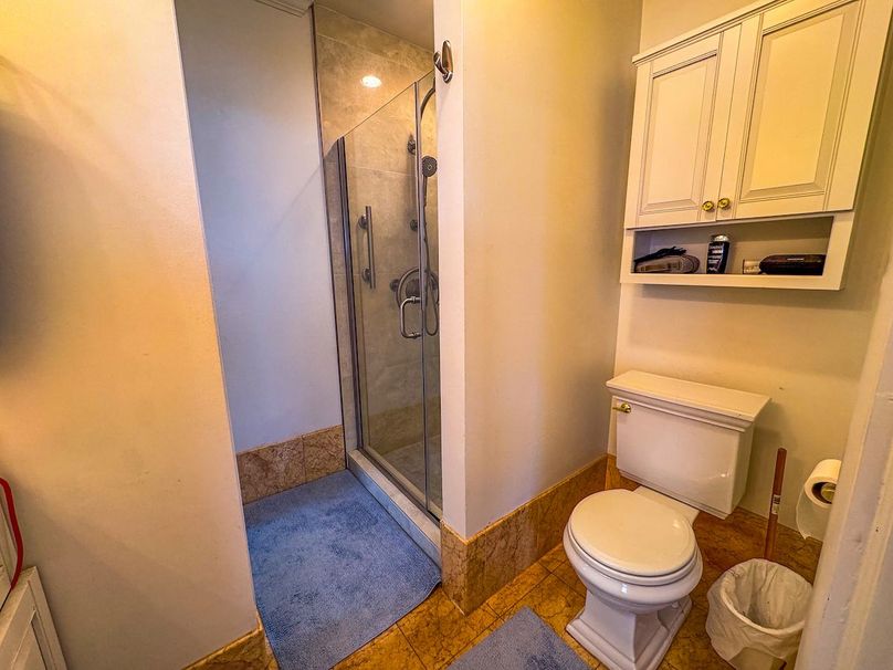 Lewis, WV 246 E 1st Wyllie-039