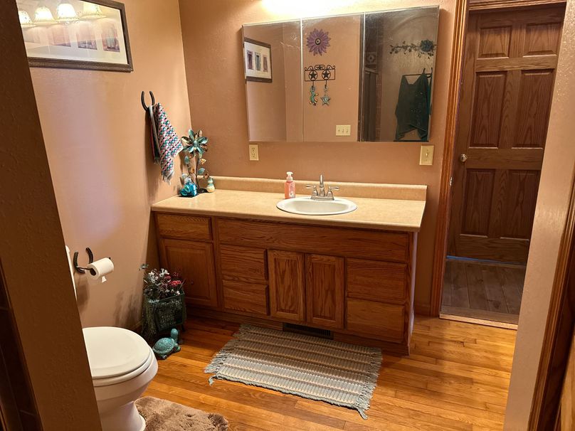 35 Master Bathroom