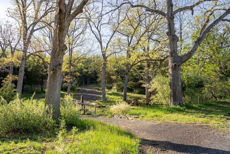 Hampshire WV 106 Featured_Pro Photo-42