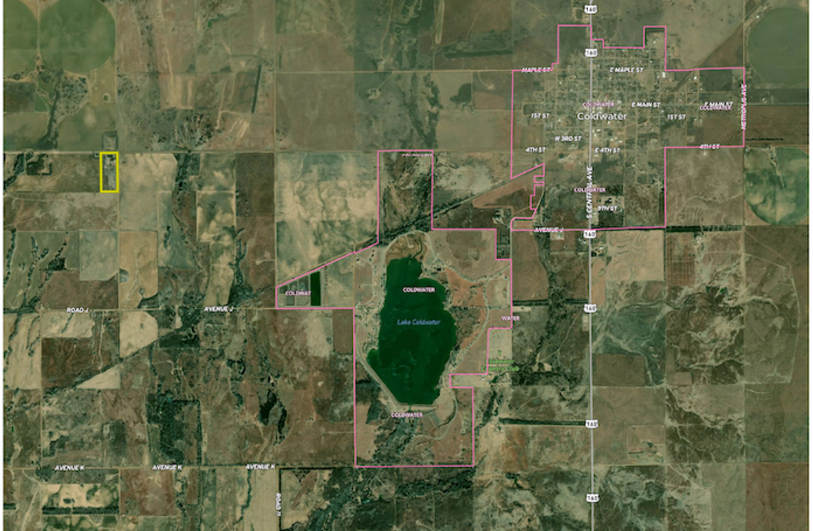 Comanche Crawford 16.4 Aerial Out