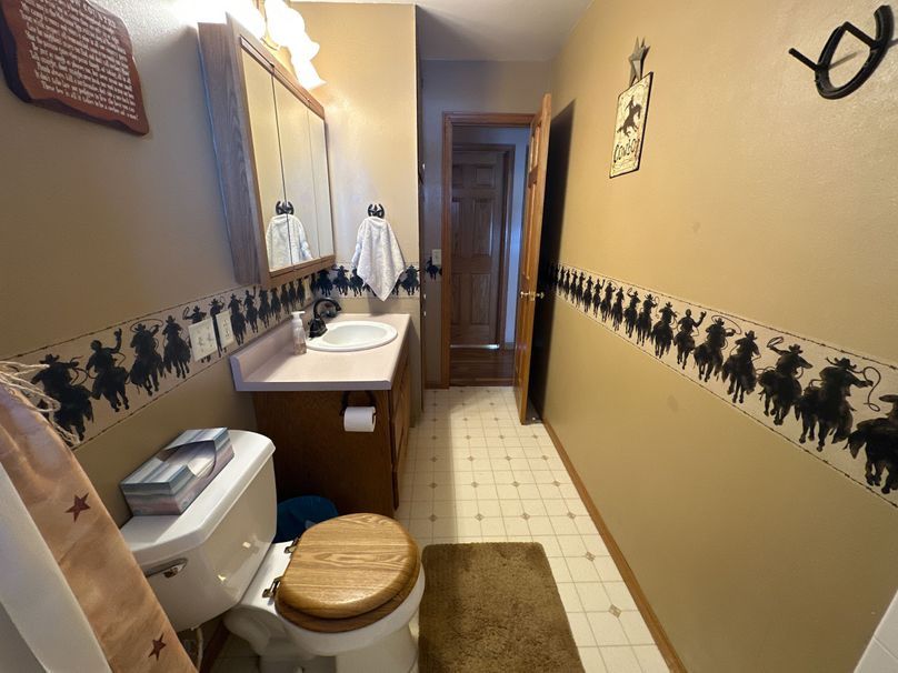 44 Bathroom 2