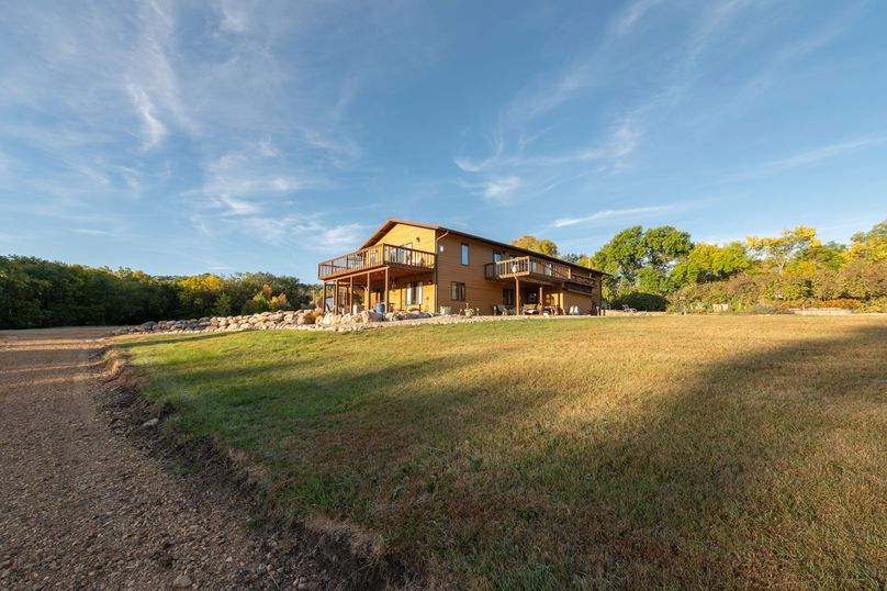 17 - House with Decks