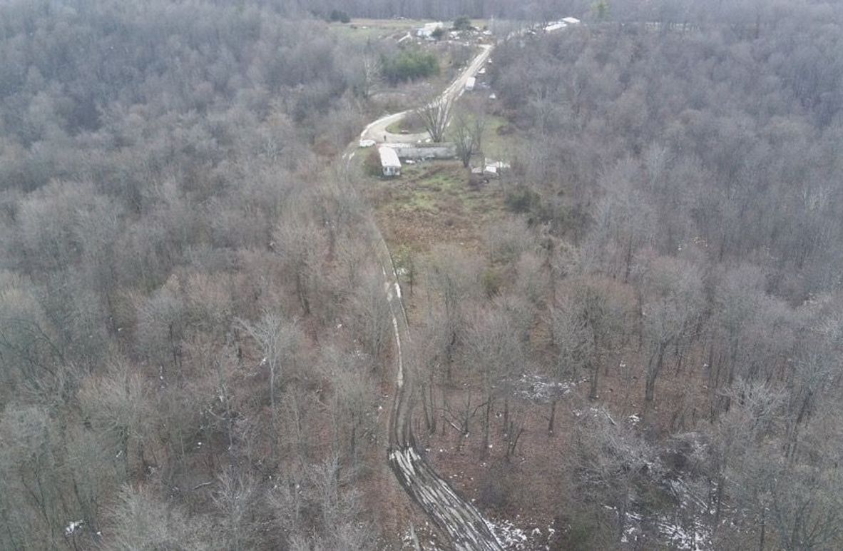 4749889_100DRONE_SING0486