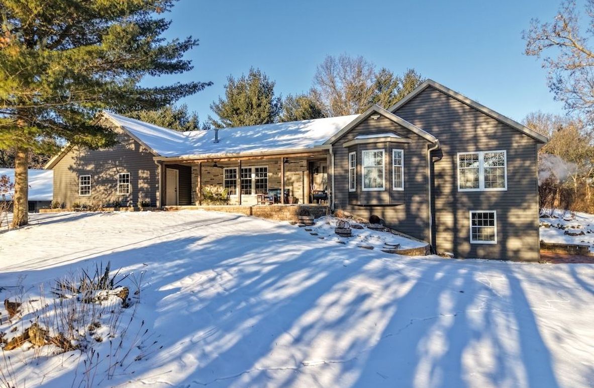 Monroe 68.2 - 2 of 120