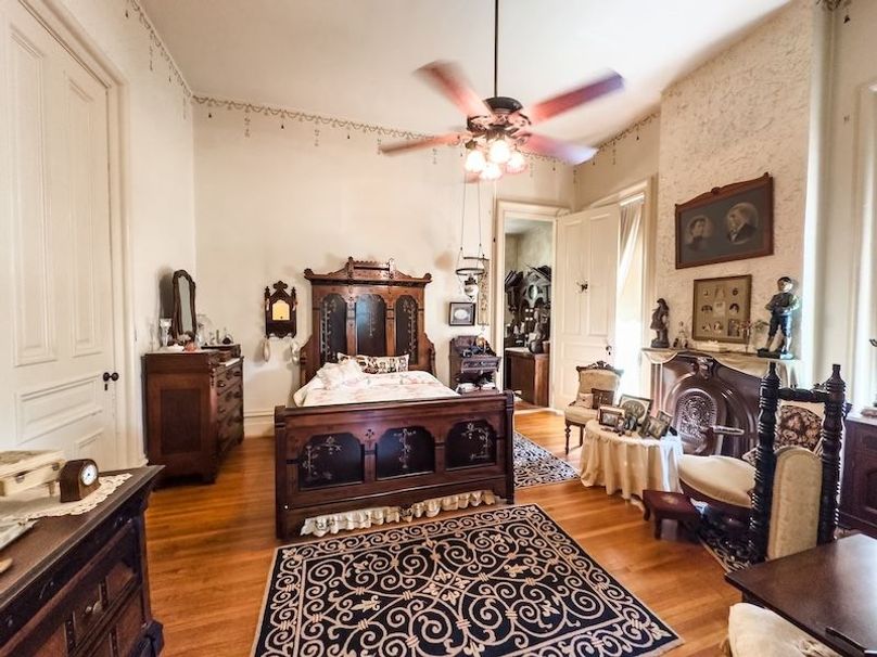 StenceRealty_25_515-N-8th-Street-Marshall-IL_27