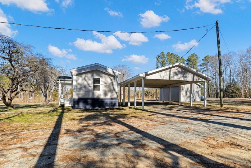 7-23-web-or-mls-870-S-Hill-Rd-23