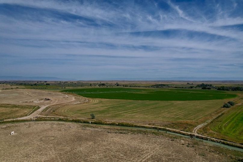 90E0E840-CCE4-47A5-A3F9-0FA8182D4134_1_105_c