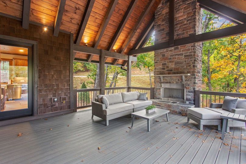 39-web-or-mls-6400 Golf Club Drive-58