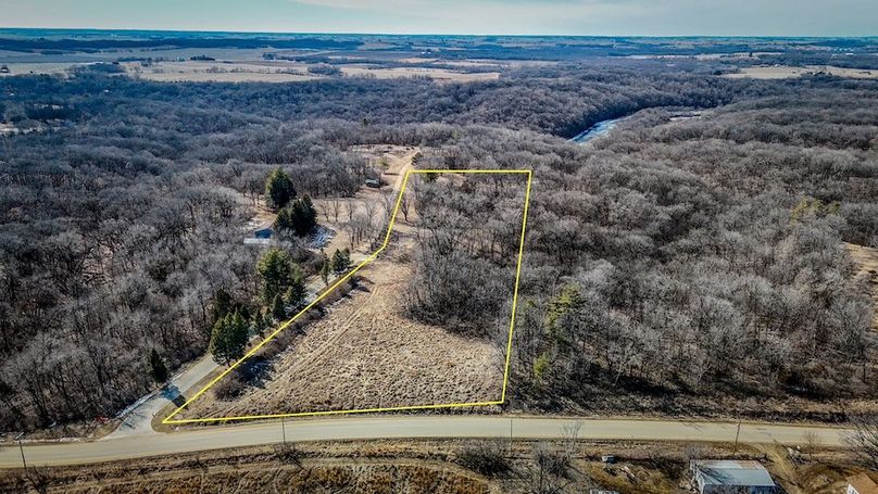 Waubeek Bluff Lot 1-04