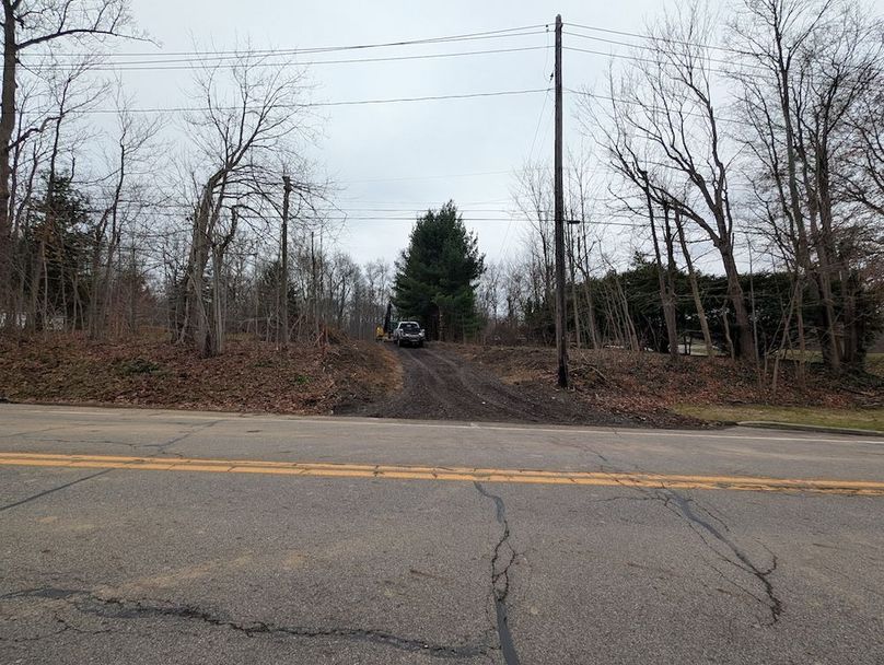 PXL_20251120_192851394