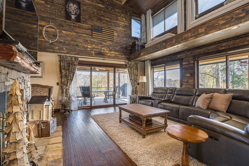 2900 Tanyard Hill Rd, Lynchburg, TN 37352-8