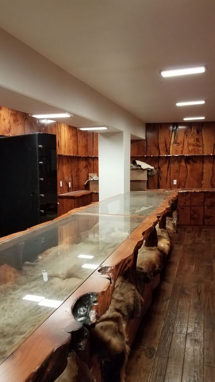 88_Pratt Lodge Gun Room