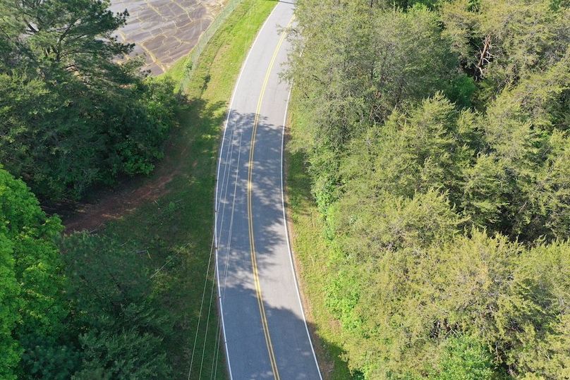 Old Belwood Rd_Property on Right