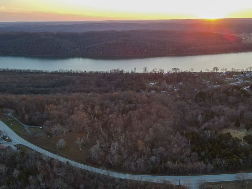 4-dji_fly_20231203_161808_874_1701641902157_photo