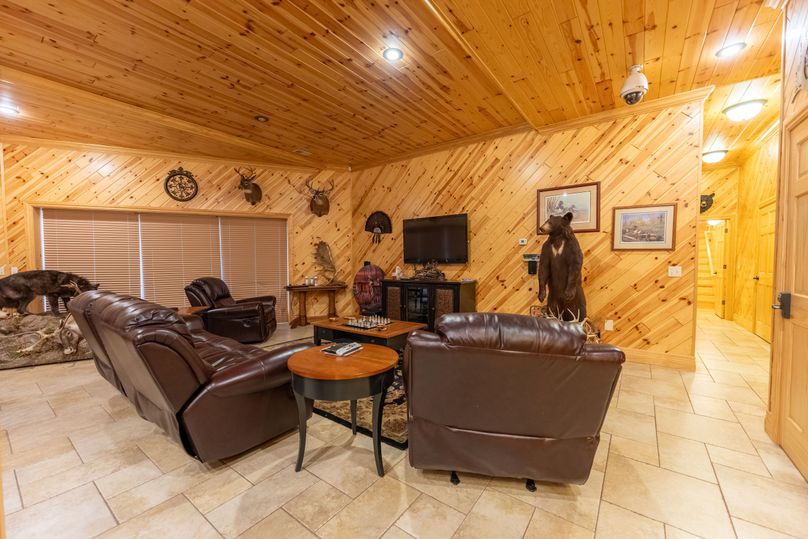 Ogemaw MI 475 Featured Pro Photo--35