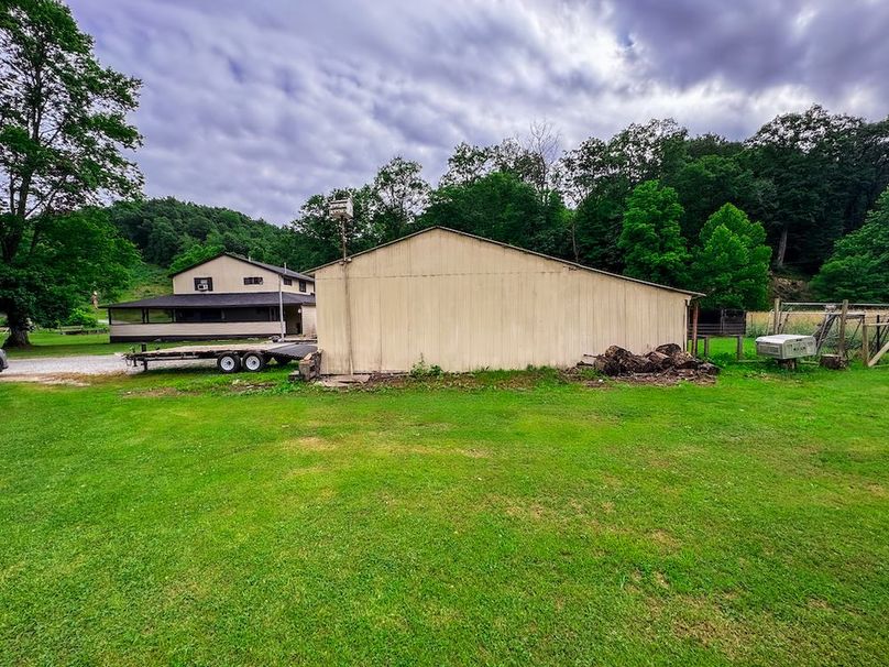 Doddridge, WV 15.68 AC Bonnett-51