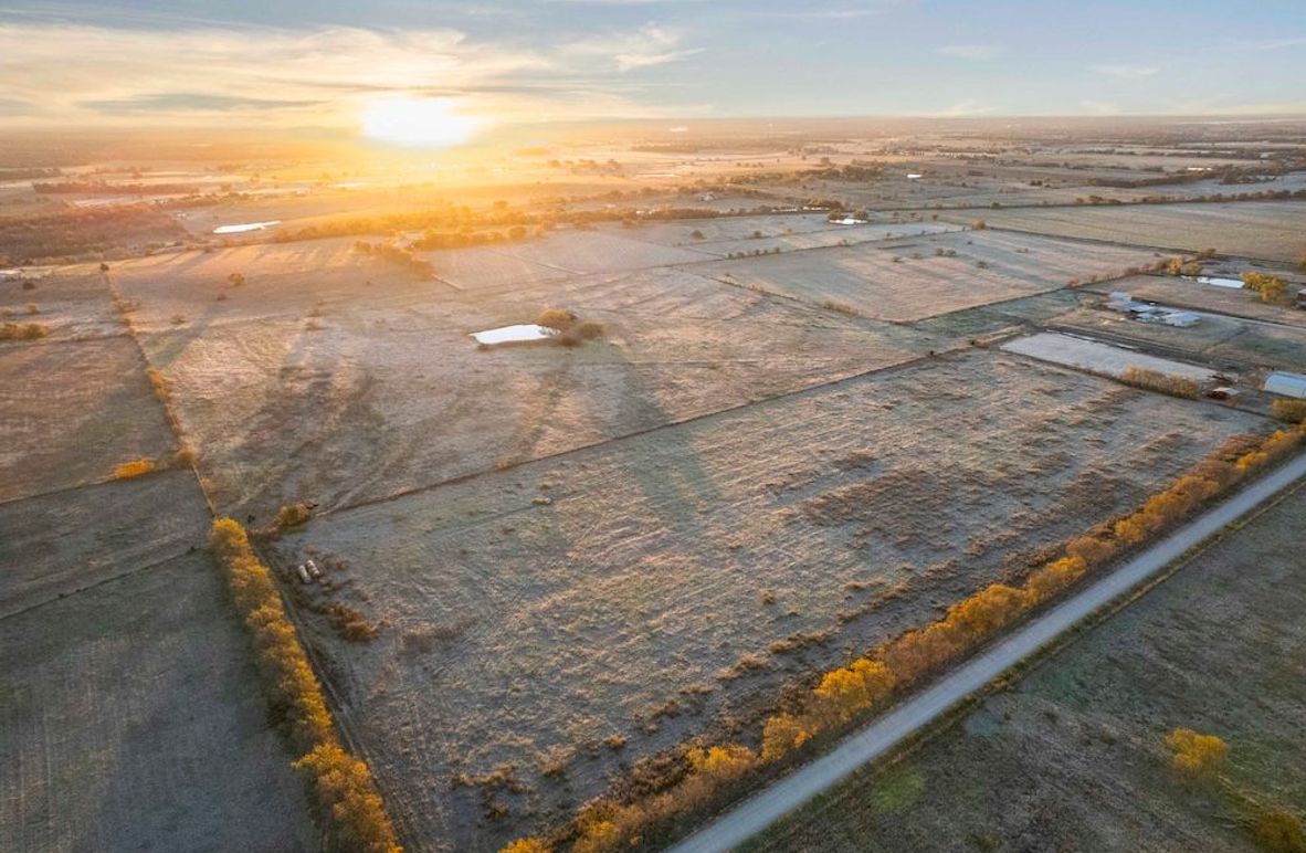 Cooke County- 13.5 acres no pond (1 of 25)