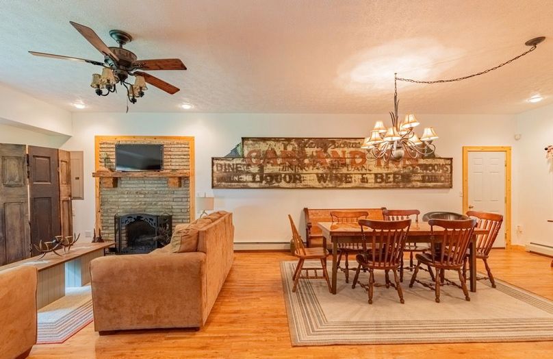 DeerHeadInn-114