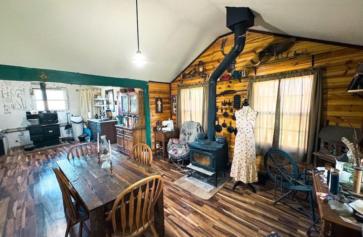 15936 W Beloit Newark Rd-5