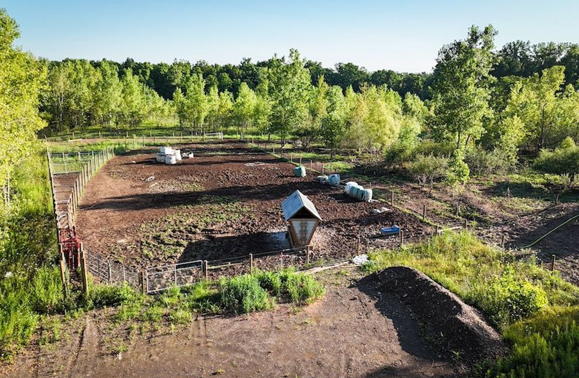 Ontario_19.1_Schmucker_Photos_1