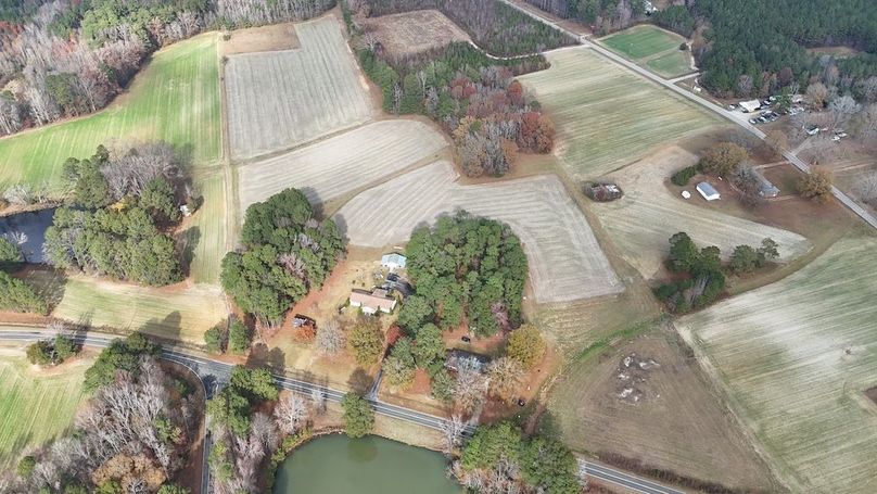 dji_fly_20251122_125416_0046_1763834552464_photo