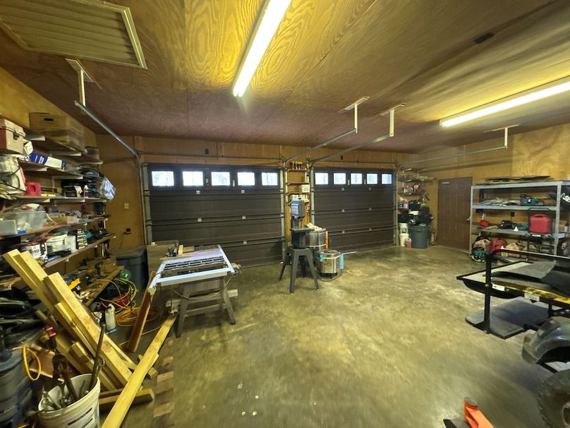 Calhoun, WV 132.84 AC Szegi 2-099