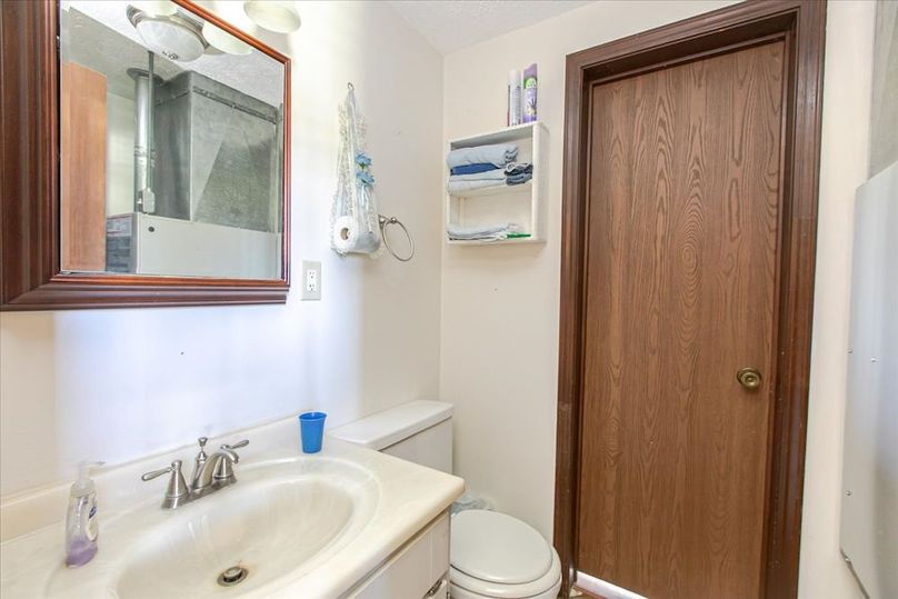 090-Half Bath
