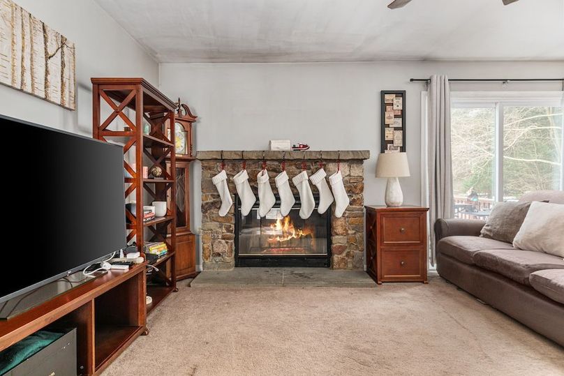 48-2E7A6252_43301 Spinks Ferry Rd - Absolute Altitude -12 - 2025 - 37