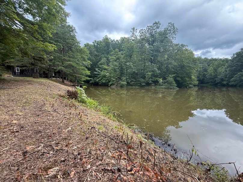 044 view along the dam of the pond