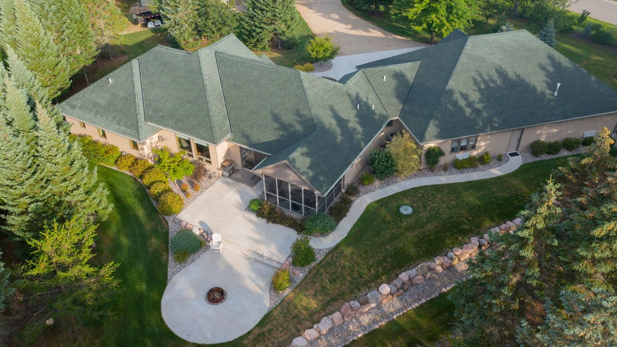 Custom Home On Great Hunting Property In Wisconsin Whitetail Properties